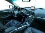 Volvo XC70 2.5T AUT Momentum Leer / Navi / Cruise control /, Auto's, Zwart, XC70, 2521 cc, Vierwielaandrijving
