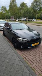 BMW 1-Serie 2.0 125I 5DR AUT 2012 Zwart, Auto's, BMW, 65 €/maand, Achterwielaandrijving, 4 cilinders, Zwart
