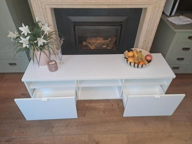 Strak wit hoogglans TV meubel, Huis en Inrichting, Kasten | Televisiemeubels, Zo goed als nieuw, Ophalen