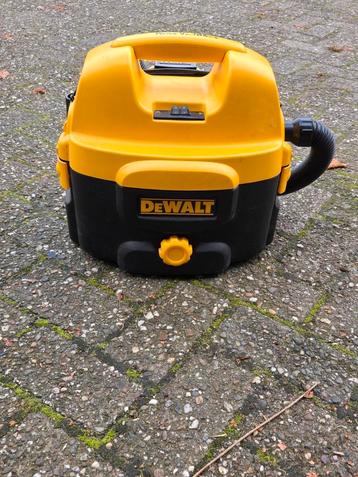 Dewalt DC500 stofzuiger nat&droog zonder accu met steel beschikbaar voor biedingen
