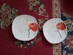2 Borden met 2 tulpen  porcelaine  porcelein, Antiek en Kunst, Antiek | Porselein, Ophalen of Verzenden
