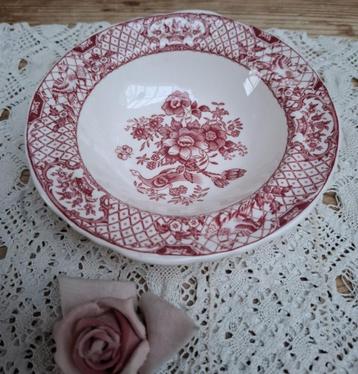 Engels Mason's schaaltje met donkerrood motief, 16,5 cm  beschikbaar voor biedingen