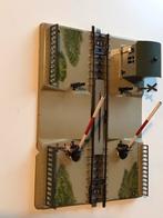 Spoorwegovergang 2x old school, mechanisch., Hobby en Vrije tijd, Modeltreinen | H0, Overige merken, Gebruikt, Gelijkstroom, Overige typen