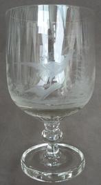 Om 1900 GROOT Wijnglas Drinkglas Geslepen Fazanten Vogels, Antiek en Kunst, Antiek | Glas en Kristal, Ophalen of Verzenden