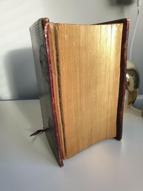 Het nieuwe testament bijbel te Amsterdam 1823, Antiek en Kunst, Antiek | Boeken en Bijbels, Ophalen of Verzenden