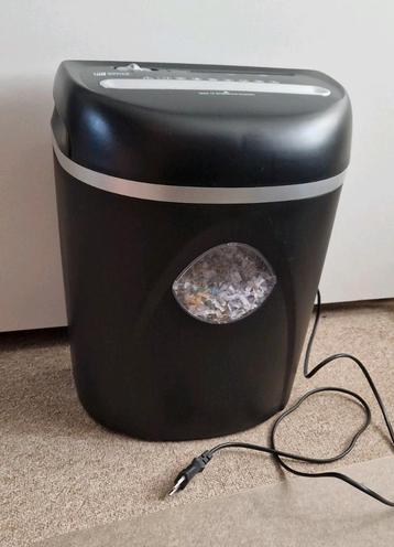 United Office Papier Versnipperaar 380W shredder   beschikbaar voor biedingen