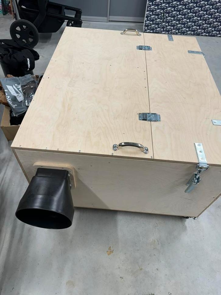 Springkussen blower klankkast geen herrie van de blower, Kinderen en Baby's, Speelgoed | Buiten | Springkussens, Nieuw, Ophalen