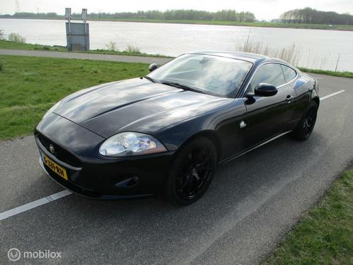 Jaguar XK 4.2 V8 Coupé Automaat, Auto's, Jaguar, Bedrijf, Te koop, XK, ABS, Airbags, Airconditioning, Alarm, Boordcomputer, Centrale vergrendeling