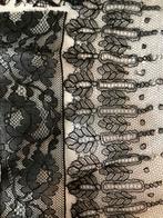 Bundel antieke klos en machinale kant/verschillende lengtes, Hobby en Vrije tijd, Kantklossen, Ophalen of Verzenden, Gebruikt