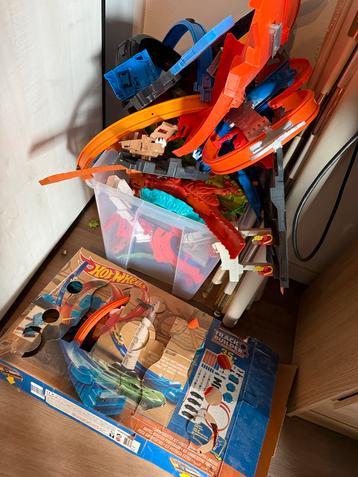 Hot Wheels Racebaan Onderdelen - Veel Plezier! beschikbaar voor biedingen