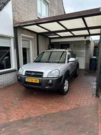 Hyundai Tucson 2.7 I 4WD AUT 2006 Grijs, Automaat, 2656 cc, Vierwielaandrijving, Particulier