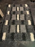 Vloerkleed, Ophalen, Grijs, 100 tot 150 cm, Zo goed als nieuw