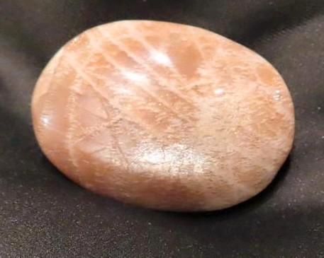 perzik roze maansteen handsteen knuffelsteen, Sieraden, Tassen en Uiterlijk, Edelstenen, Nieuw, Ophalen of Verzenden