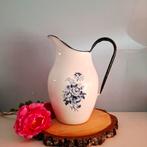 Emaille kan, wit met blauwe bloemen, Ophalen of Verzenden
