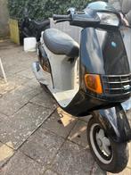 2000€ deze week ophalen Quartz 172cc LC op brom gereviseerd, Fietsen en Brommers, Scooters | Piaggio, Ophalen, Tweetakt, Overige modellen