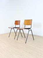 vintage industrieel setje schoolstoelen, Ophalen, Gebruikt, Bruin, Twee