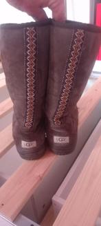 UGG's outdoor W9 (39/40) izgs, Kleding | Dames, Schoenen, Hoge laarzen, Bruin, UGG Australia, Ophalen of Verzenden