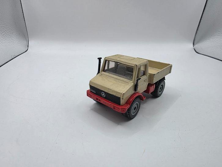 Mercedes unimog, Hobby en Vrije tijd, Modelauto's | 1:50, Gebruikt, Bus of Vrachtwagen, SIKU, Ophalen of Verzenden