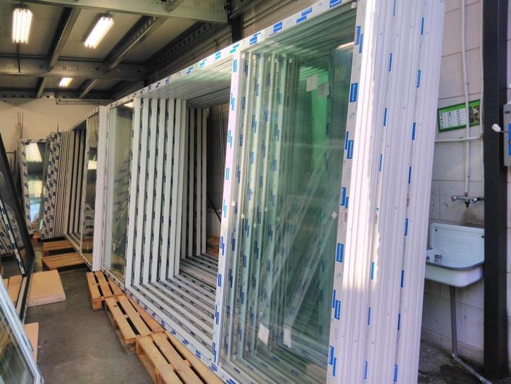 ACTIE! 4-delig 440x220cm Kunststof Schuifpui met Thermo Glas, Doe-het-zelf en Verbouw, Kozijnen en Schuifpuien, Nieuw, Schuifpui