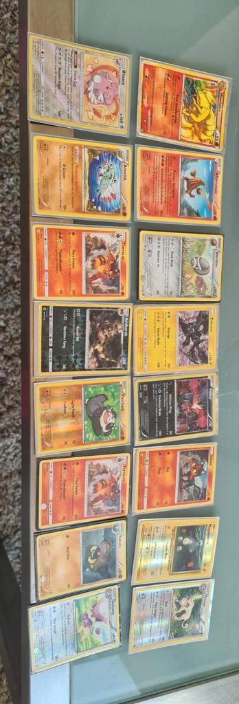 16 pokemon cards beschikbaar voor biedingen