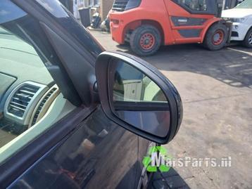 Buitenspiegel rechts van een Skoda Roomster beschikbaar voor biedingen