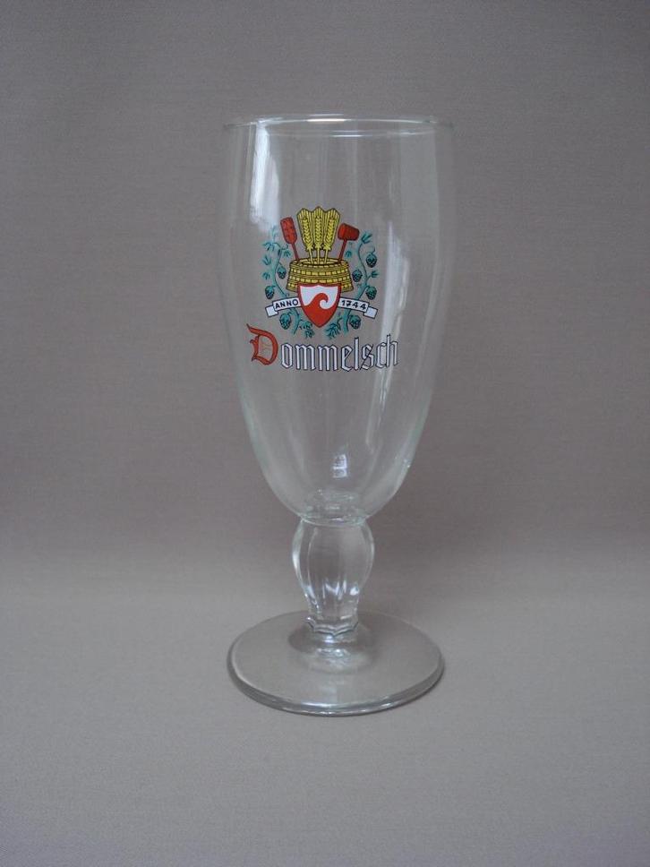 Dommelsche bier glazen zeer oude modellen jaren 60, Verzamelen, Biermerken, Gebruikt, Glas of Glazen, Dommelsch, Ophalen of Verzenden