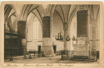 (381-490-001) Haarlem interieur Groote Kerk beschikbaar voor biedingen