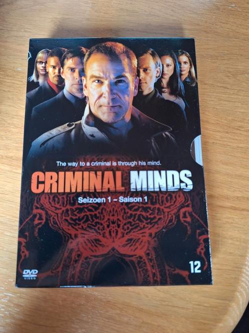 Criminal Minds Seizoen 1 Compleet (6 DVD-Box), Cd's en Dvd's, Dvd's | Tv en Series, Zo goed als nieuw, Thriller, Boxset, Vanaf 12 jaar