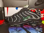 Nike Air Max Plus TN 'Silver/Green Strike' EU42.5 2021, Kleding | Heren, Schoenen, Colosseum 1, 1213 NL Hilversum, Nederland, Zwart