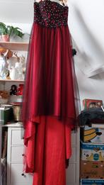 bruidsjurk rood met zwart Ghotic style, Ophalen, Gedragen, Rood, Trouwjurk