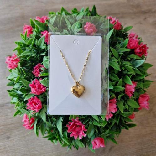 Goudkleurige rvs ketting. 'Klein hart', Sieraden, Tassen en Uiterlijk, Kettingen, Zo goed als nieuw, Overige materialen, Goud