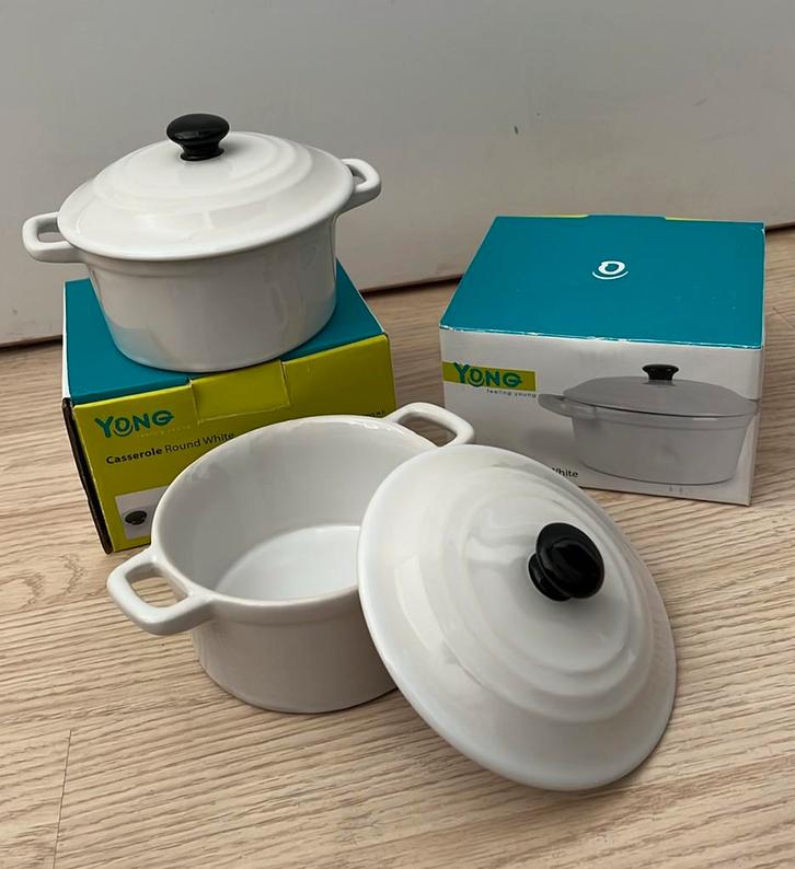 Yong casserole pannetjes zwart en wit (per set van 2)- NIEUW, Huis en Inrichting, Keuken | Potten en Pannen, Nieuw, Overige typen