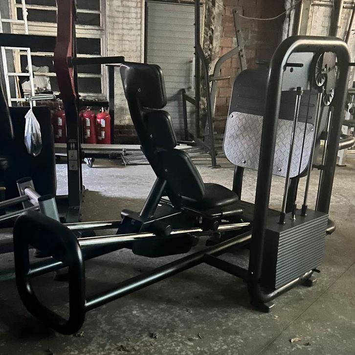 LEGPRESS VAN TECHNOGYM OF LIFE FITNESS OF PANATTA OF FLEX, Sport en Fitness, Fitnessmaterialen, Zo goed als nieuw, Overige typen