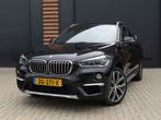 BMW X1 2.0i SPORT 192PK, PANORAMADAK ,ORG NL AUTO, 1998 cc, 1800 kg, Zwart, Zwart