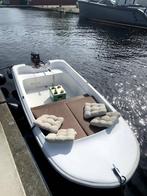 Quicksilver 400 canal boat, Watersport en Boten, Vis- en Consoleboten, Benzine, Buitenboordmotor, Polyester, Gebruikt