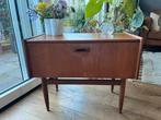 Vintage Deens Teakhout TV Kastje Klep Conische Pootjes 60’s, Antiek en Kunst, Antiek | Meubels | Kasten, Ophalen