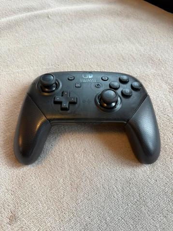 Nintendo switch controller pro beschikbaar voor biedingen