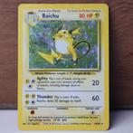 Pokémon Raichu (Holo) Base Set 14/102, Hobby en Vrije tijd, Ophalen of Verzenden, Zo goed als nieuw, Losse kaart, Foil
