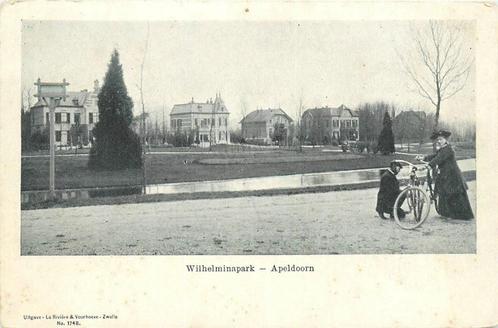 (701-151-027) Apeldoorn Wilhelminapark, Verzamelen, Ansichtkaarten | Nederland, Gelderland, Verzenden