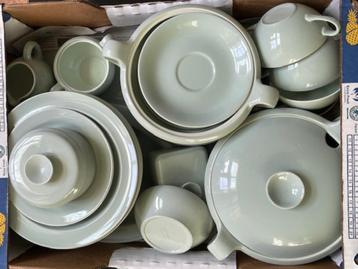 Goedewaagen celadon (compleet) servies aardewerk, 100+ delen beschikbaar voor biedingen