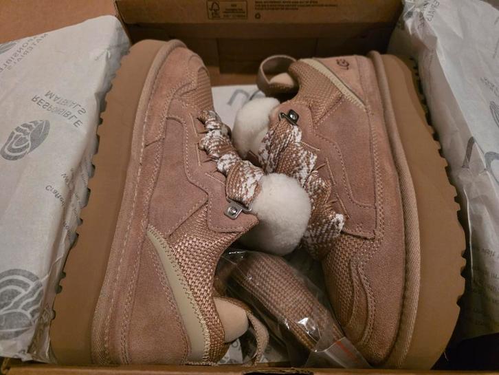 ACTIE!! UGG Lowmel Suède Bruin Sneakers ( New Balance, Nike), Kleding | Dames, Schoenen, Nieuw, Sneakers of Gympen, Bruin, Ophalen of Verzenden
