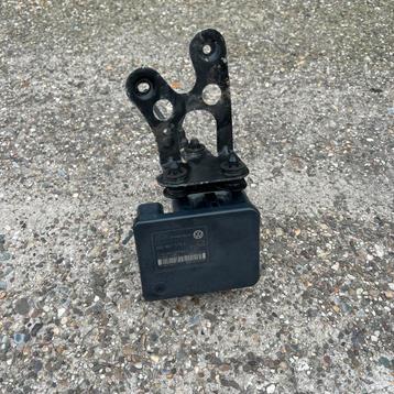 Volkswagen Golf 5 ABS-pomp / Module beschikbaar voor biedingen