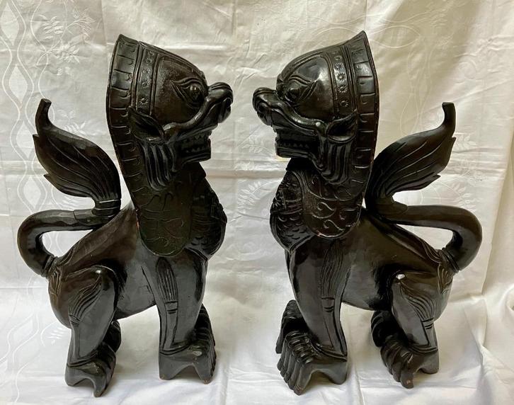 2 grote houtsnijwerk tempelleeuwen foo dogs, Antiek en Kunst, Kunst | Beelden en Houtsnijwerken, Ophalen of Verzenden