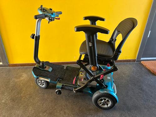 Mooie en handige scootmobiel, BRIO S19FC, in metallic blauw., Diversen, Brommobielen en Scootmobielen, Zo goed als nieuw, 10 km/u of minder