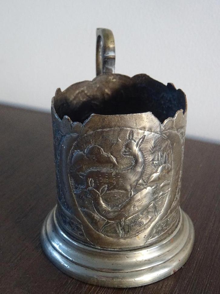 theeglashouder verzilverd gehamerd herten en vogels 2 stuks, Antiek en Kunst, Antiek | Goud en Zilver, Zilver, Ophalen of Verzenden