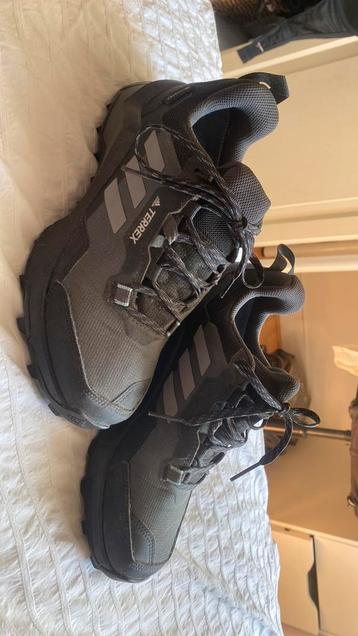 TERREX AX4 GORE-TEX HIKING SCHOENEN beschikbaar voor biedingen