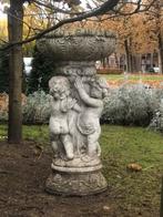 Tuinbeeld met Engeltjes en Bloempot, Ophalen, Zo goed als nieuw, Engelenbeeld