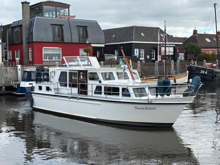 Succes kruiser 10.50, Watersport en Boten, Motorboten en Motorjachten, Staal, Diesel, 50 pk of meer, Ophalen