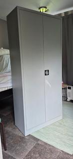 Stalen archiefkast met slot, Huis en Inrichting, Kasten | Roldeurkasten en Archiefkasten, Ophalen, Zo goed als nieuw