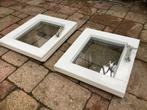 Eén hardhouten raam, draairaam, uitzetraam, dubbel glas., Doe-het-zelf en Verbouw, Ophalen, Gebruikt